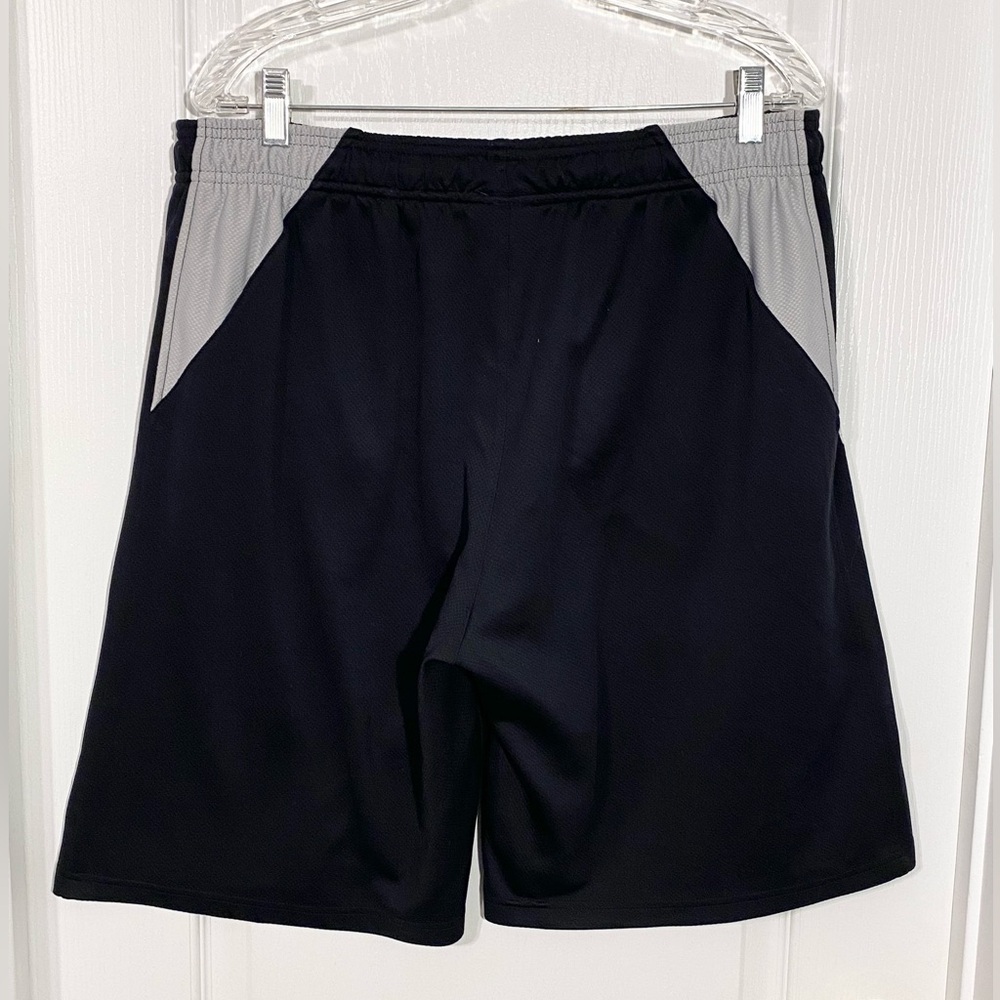 2 Pc Reebok Performance Athletic Running Shorts L… - image 3